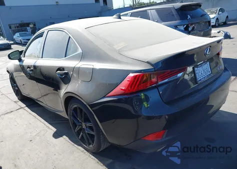 2018 Lexus Is 300 z USA, uszkodzony, nr VIN JTHBA1D26J5068071